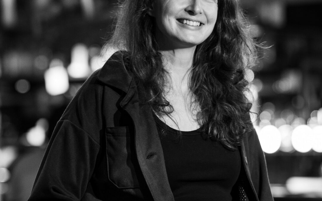 Ça bouillonne : Eva Robineau Martin commente les travaux des étudiants d&rsquo;Audencia SciencesCom